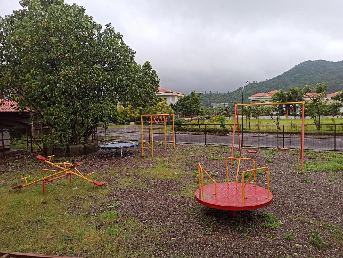 Parishreya Holiday Home Lonavala Kültér fotó